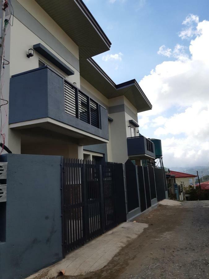 Zya 3BR Hillside Duplex House Baguio City Exterior foto